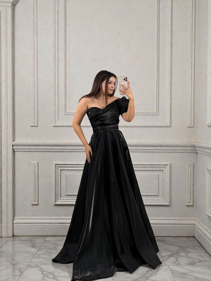 Galya Tek Kol Saten Parlak Siyah Abiye Elbise 42