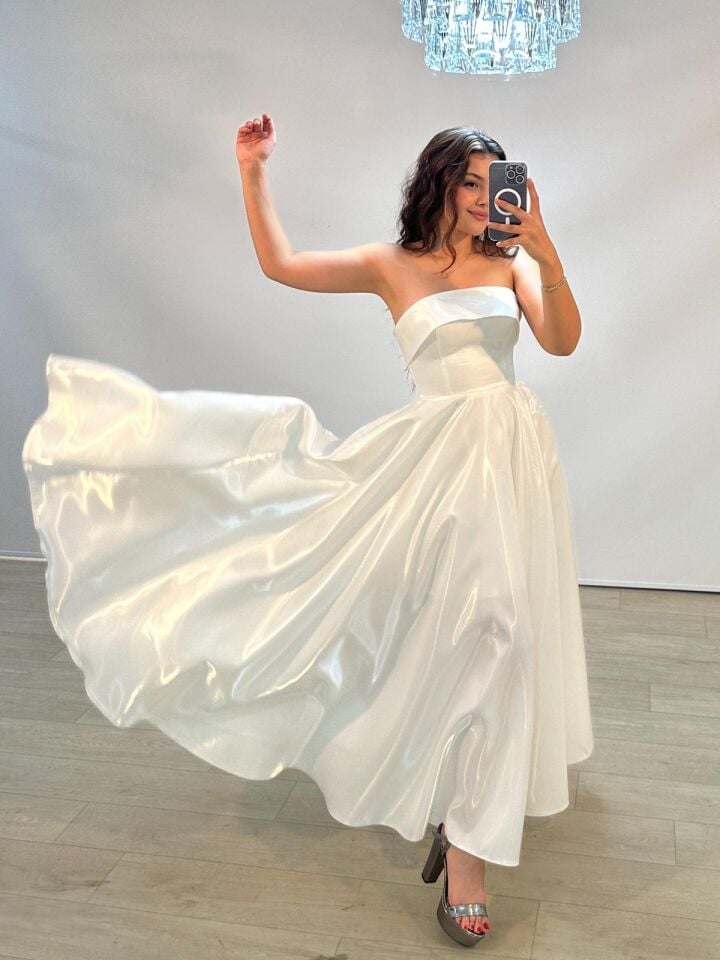 Stella Hologram Saten Straplez Bilek Boy Beyaz Renk Abiye Elbise 36