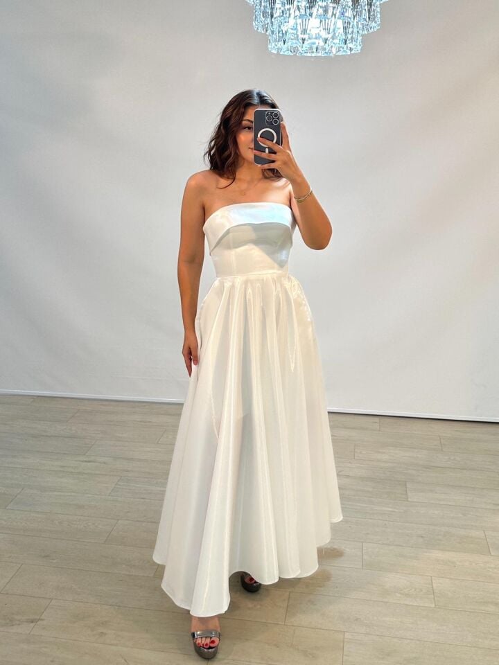 Stella Hologram Saten Straplez Bilek Boy Beyaz Renk Abiye Elbise