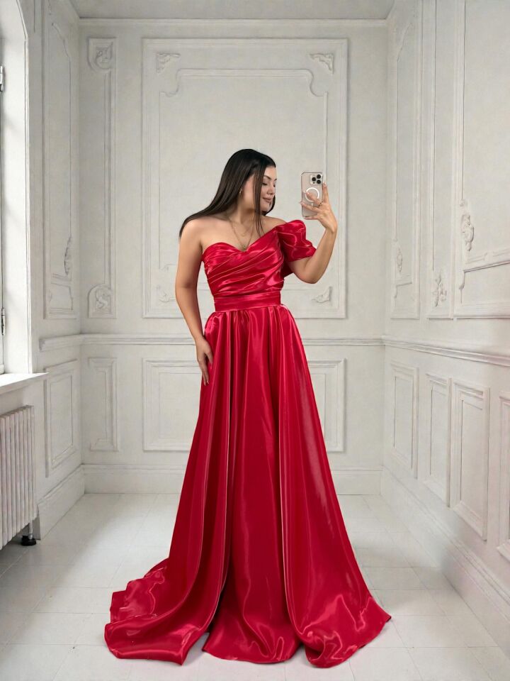 Galya Tek Kol Saten Parlak Kırmızı Abiye Elbise 42