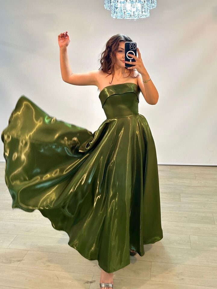 Stella Hologram Saten Straplez Koyu Yeşil Renk Abiye Elbis 36