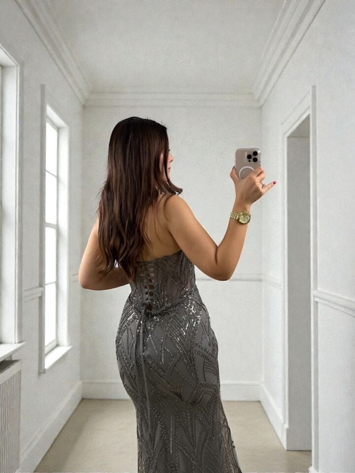 Calis Straplez Transparan Korse Detaylı Kül Rengi Balık Model Elbise 40