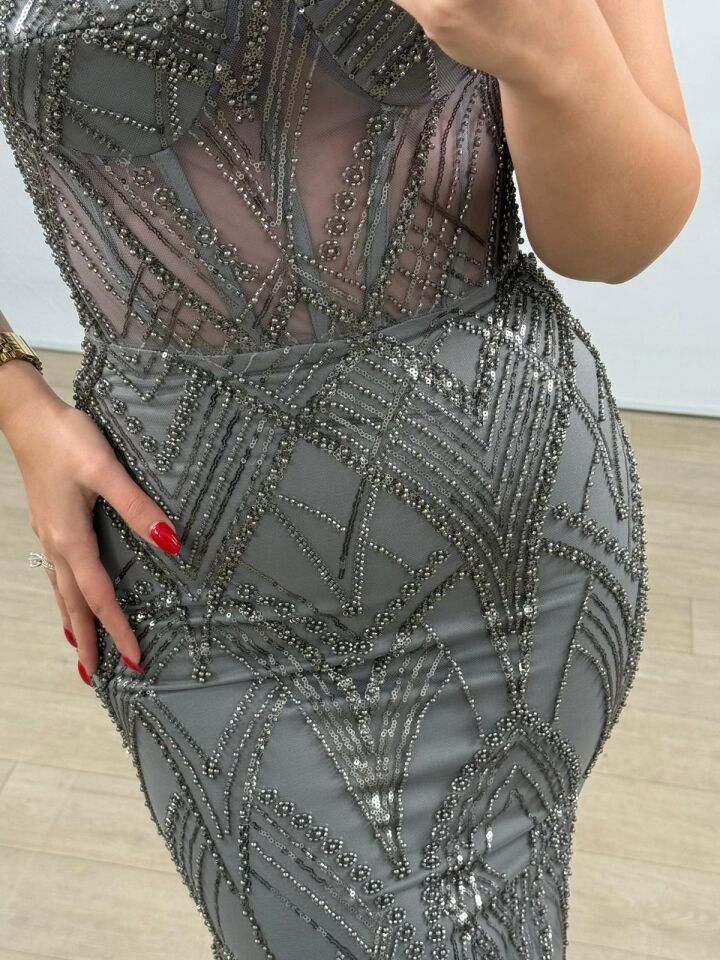 Calis Straplez Transparan Korse Detaylı Kül Rengi Balık Model Elbise