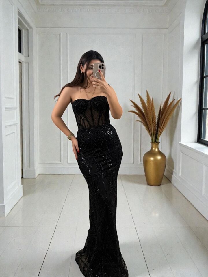 Calis Straplez Transparan Korse Detaylı Siyah Balık Model Elbise