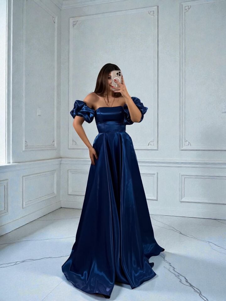 Nora Balon Kollu Parlak Saten Yırtmaçlı Saks Abiye Elbise 38