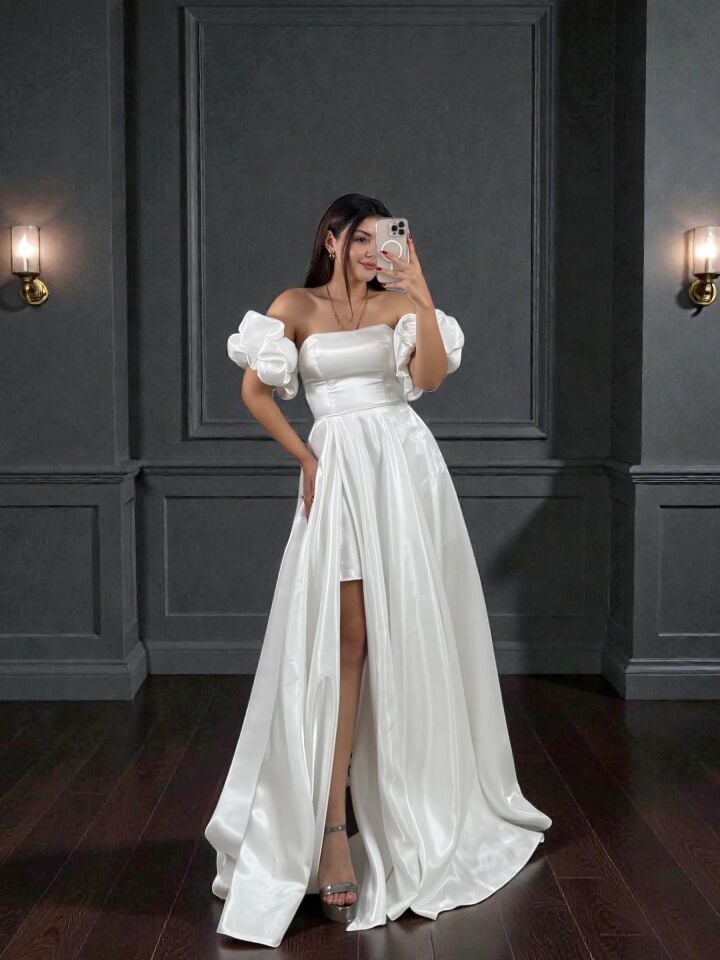 Nora Balon Kollu Parlak Saten Yırtmaçlı Beyaz  Abiye Elbise 42