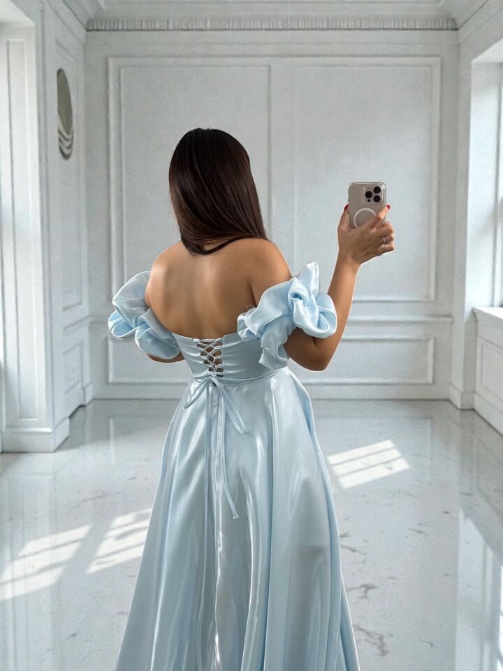 Nora Balon Kollu Parlak Saten Yırtmaçlı Bebe Mavi Abiye Elbise