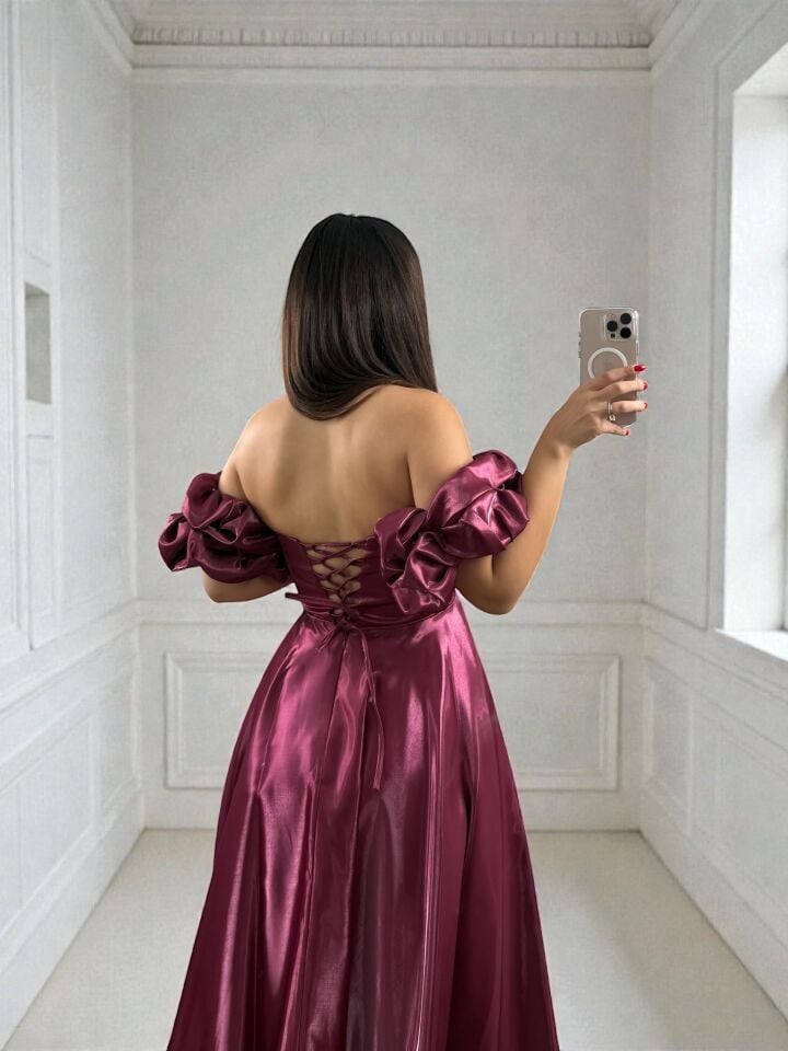 Nora Balon Kollu Parlak Saten Yırtmaçlı Vişne Çürüğü Abiye Elbise 40