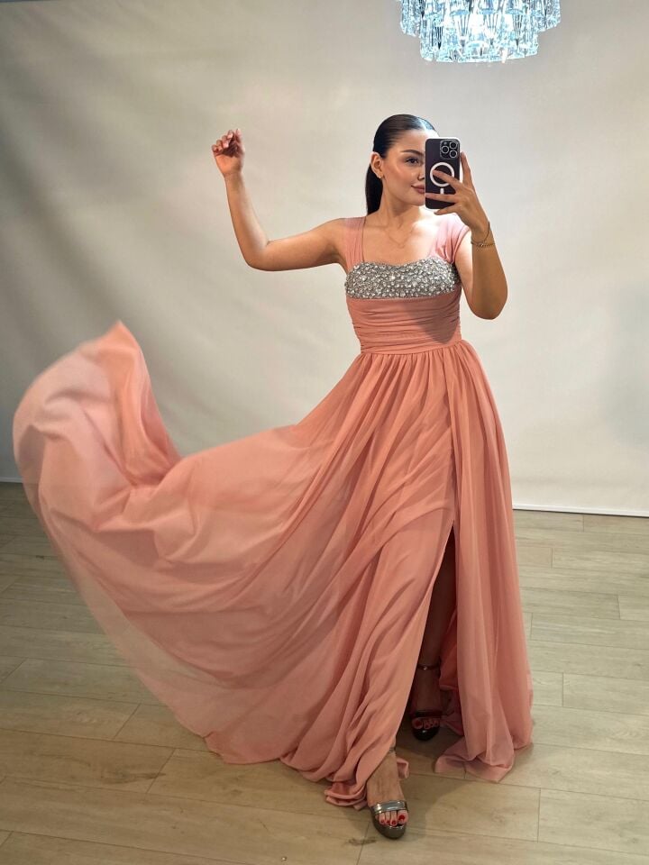 Glorya Göğsü Taş İşlemeli Şifon Kumaşlı Yırtmaçlı Yavru Ağzı Renk Abiye Elbise 40