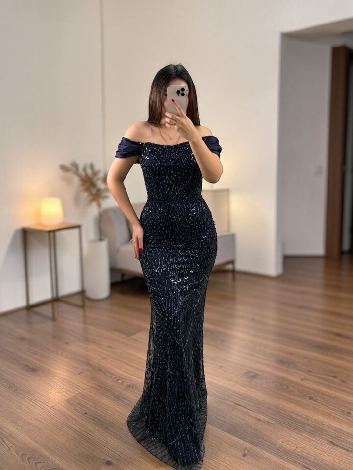 Divor Boncuk Ve Payet İşlemeli Saten Düşük Kollu Lacivert Abiye Elbise 40