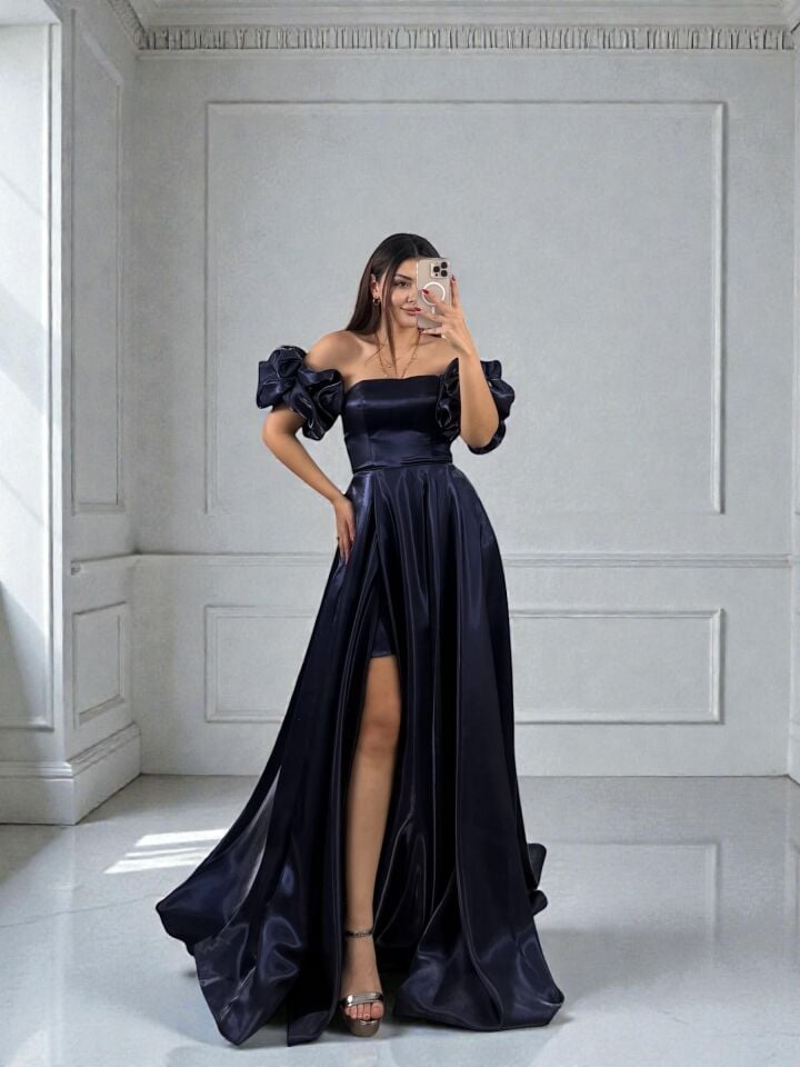 Nora Balon Kollu Parlak Saten Yırtmaçlı Lacivert Abiye Elbise 40