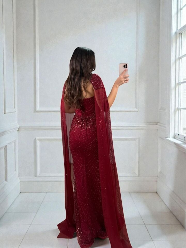 Valentina Boncuk Payet İşlemeli Pelerinli Bordo Tasarım Abiye Elbise 40