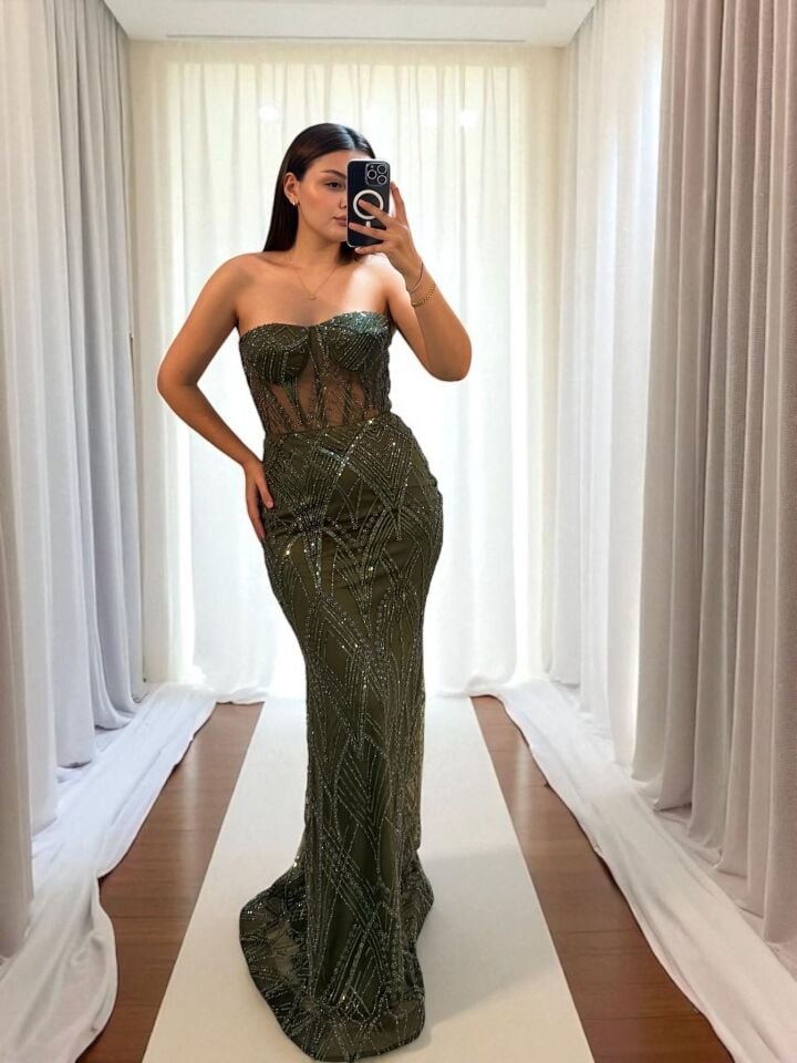 Calis Straplez Transparan Korse Detaylı Yeşil Renk Balık Model Elbise 42