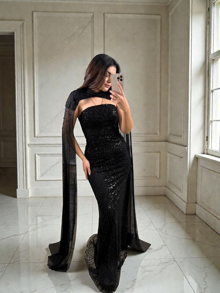 Valentina Boncuk Payet İşlemeli Pelerinli Siyah Tasarım Abiye Elbise 42