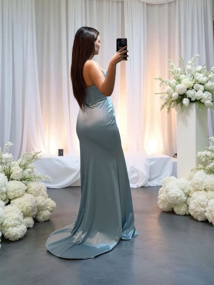 Aura Korseli Balık Model Saten Straplez Bebe Mavisi Renk Abiye Elbise