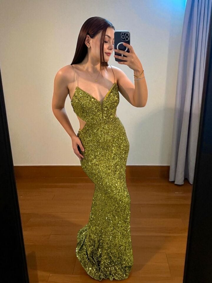 Ravin Payetli Balık Model Pencere Detaylı Yeşil Abiye Elbise