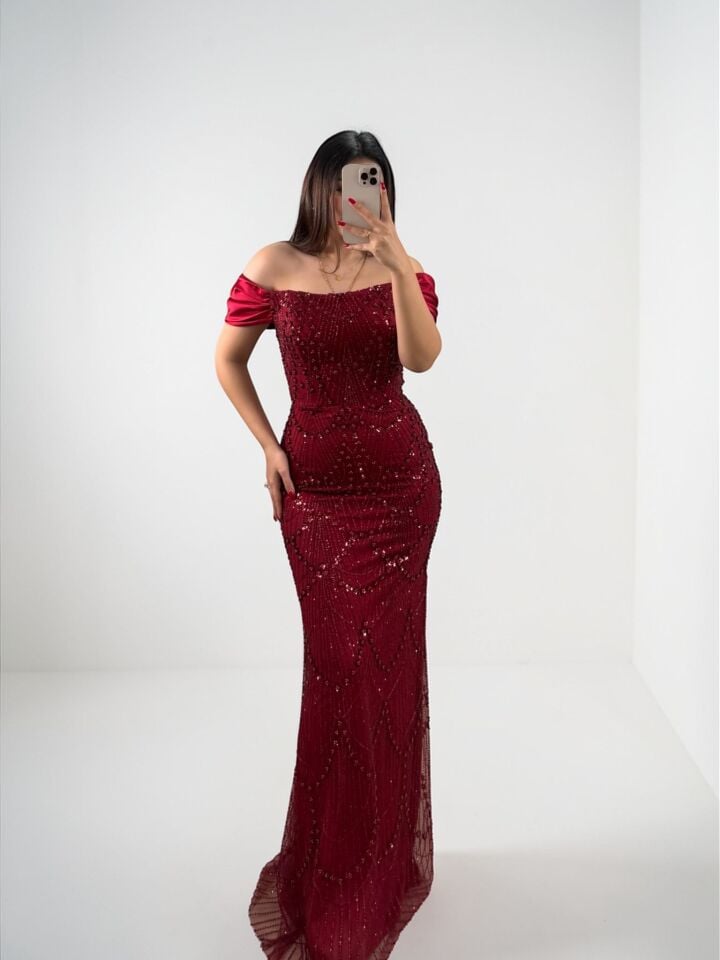 Divor Boncuk Ve Payet İşlemeli Düşük Kollu Bordo Abiye Elbise 36