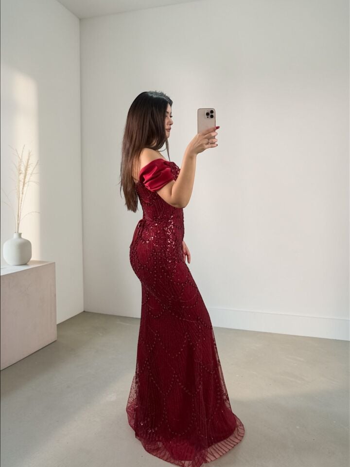 Divor Boncuk Ve Payet İşlemeli Düşük Kollu Bordo Abiye Elbise 38