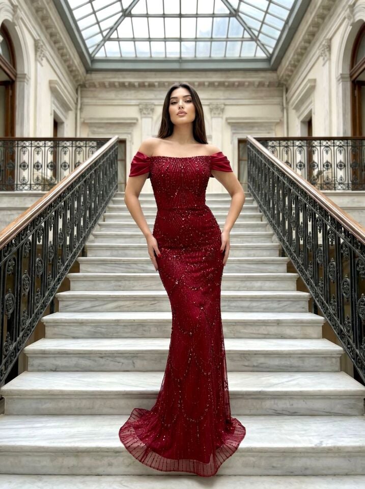 Divor Boncuk Ve Payet İşlemeli Düşük Kollu Bordo Abiye Elbise 38