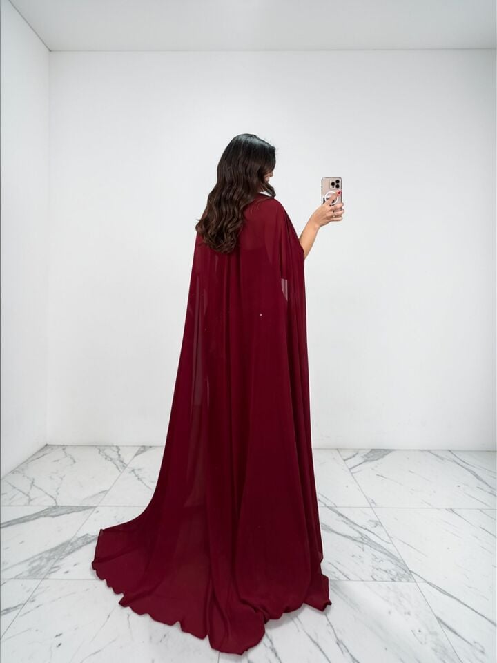 Milas Pelerinli Korse Ve İşleme Detaylı Balık Kesim Bordo Abiye Elbise 42