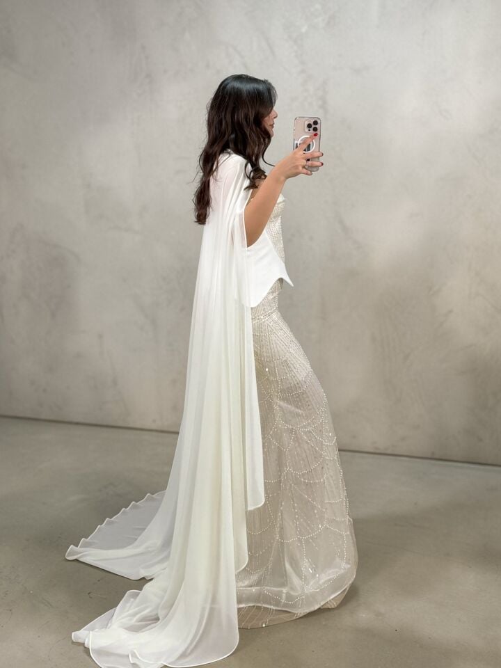 Milas Pelerinli Korse Ve İşleme Detaylı Balık Kesim Kırık Beyaz Abiye Elbise 42