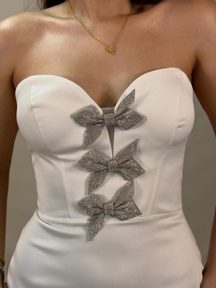 Ribon Straplez Taşlı Kurdele Detaylı Balık Model Beyaz Abiye Elbise 40
