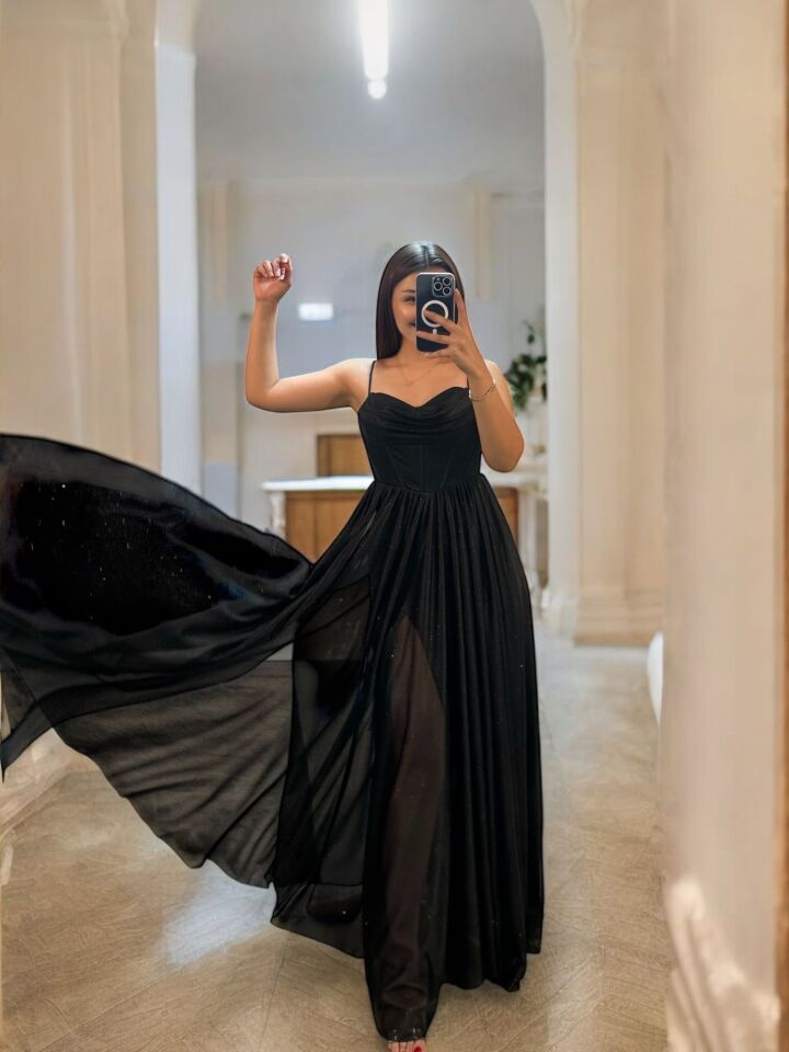 Elsa Simli Tülden Korse Detaylı Siyah Abiye Elbise 36