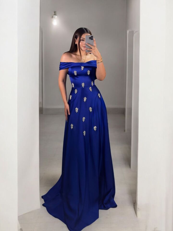 Madonna Zirkon Taşlı Saten Saks Mavisi Renk Abiye Elbise 50