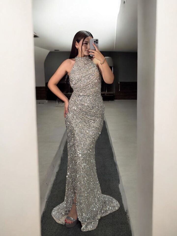 Tessa Halter Yaka Full Payetli Gümüş Renk Abiye Elbise 42