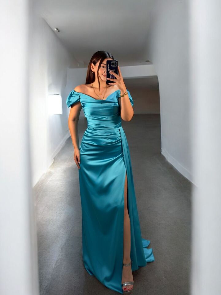 Venis Balon Düşük Kollu Gizli Yırtmaçlı Saten Gök Mavi Abiye Elbise 36