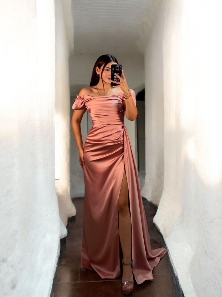 Venis Balon Düşük Kollu Gizli Yırtmaçlı Saten Pudra Pembe Abiye Elbise 40