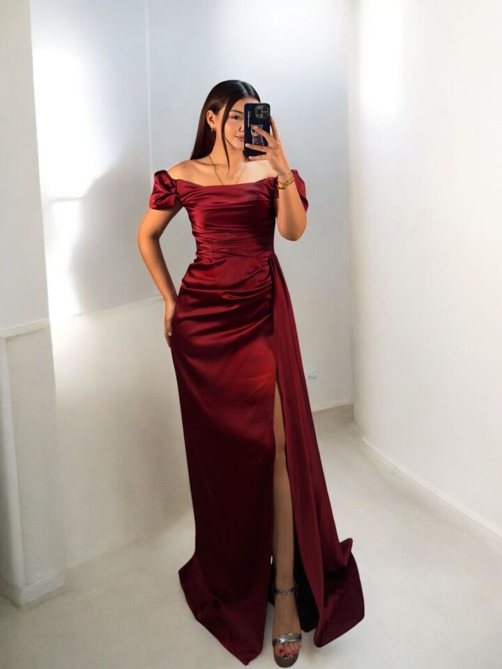 Venis Balon Düşük Kollu Gizli Yırtmaçlı Saten Bordo Abiye Elbise 36
