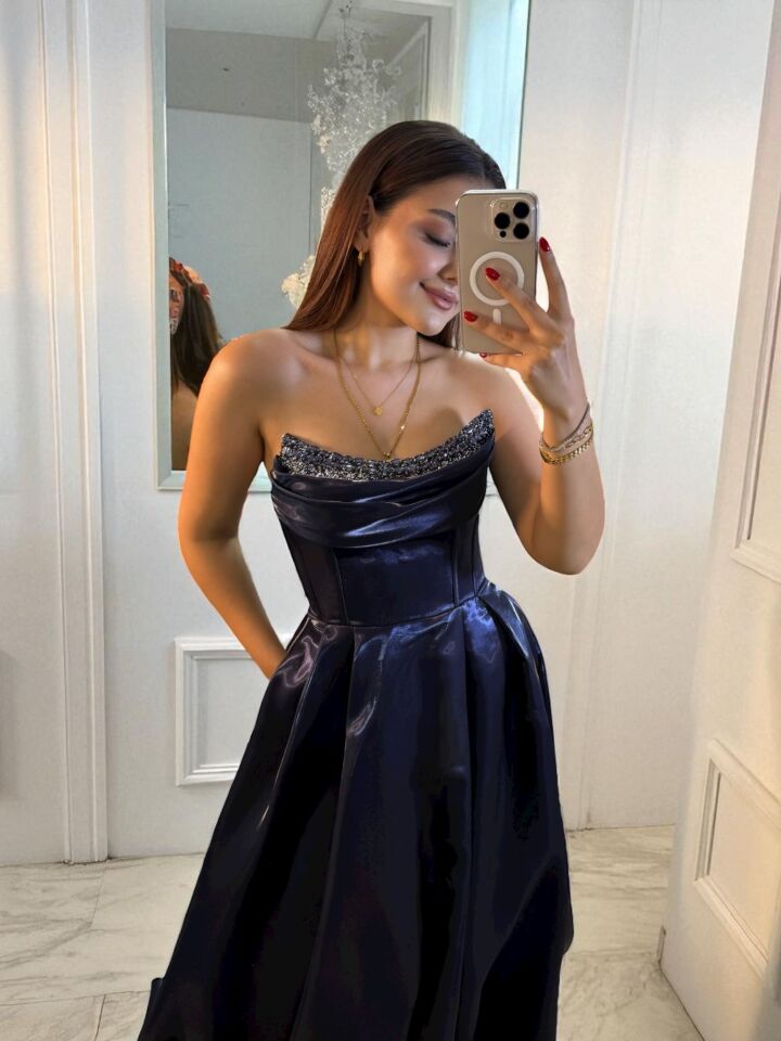 Rozel Göğsü Taşlı Parlak Saten Cepli Lacivert Abiye Elbise 38