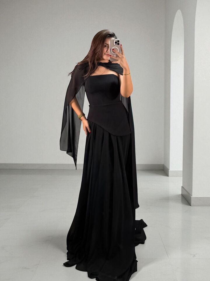 Oriva Korseli Şifon Fular Detaylı Siyah Abiye Elbise 42