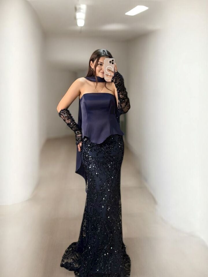 İrina Fular Ve Eldiven Detaylı Dantel Üzeri Payet İşlemeli Korseli Lacivert Abiye Elbise 40