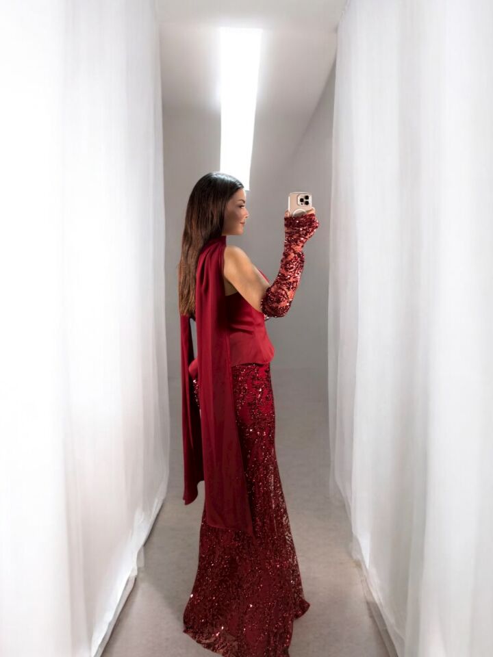 İrina Fular Ve Eldiven Detaylı Dantel Üzeri Payet İşlemeli Korseli Bordo Abiye Elbise 42