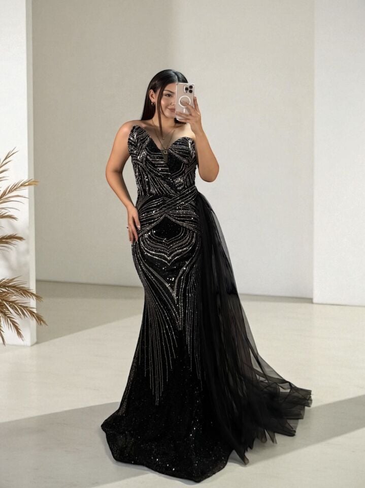 Sortie Tasarım Boncuk Ve Payet İşlemeli Siyah Balık Elbise